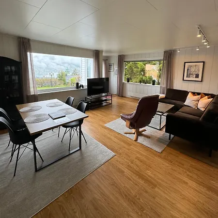 Sentrum Nydelig Utsikt Daire Tromsø